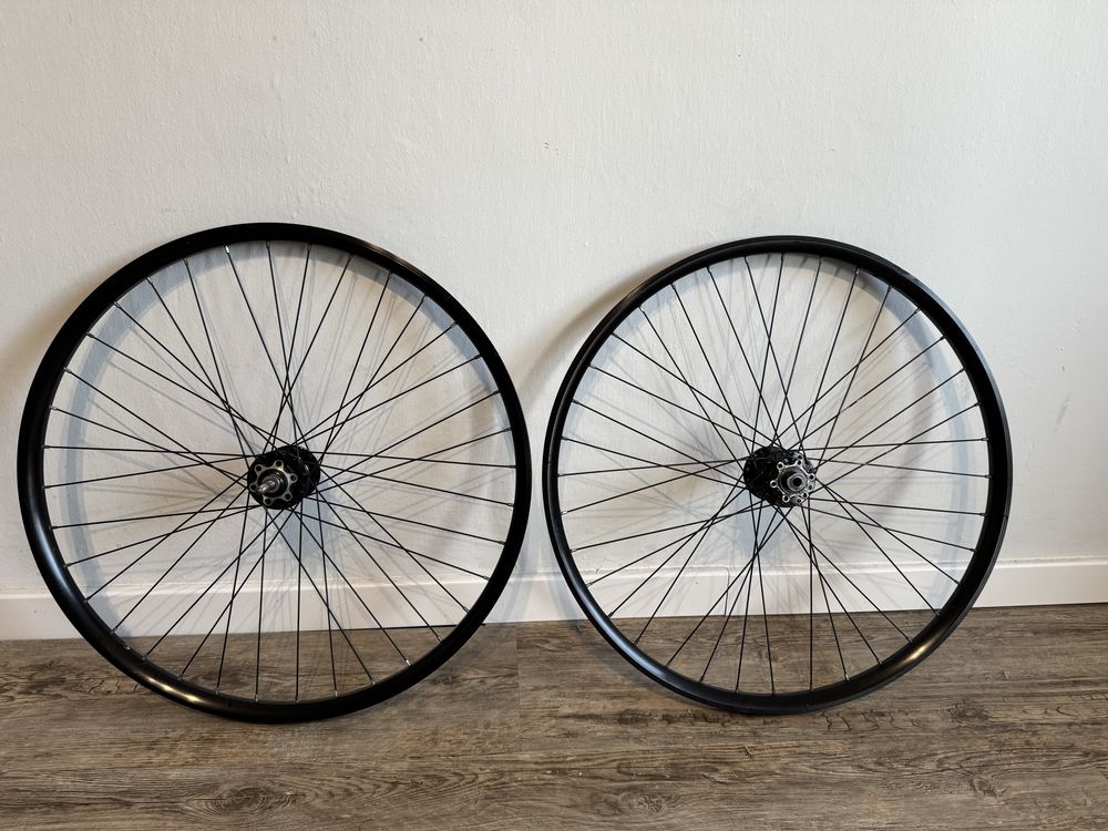 Koła 26 cali (Stunt Dirt Novatec Dartmoor nsbikes MTB fr two6player)