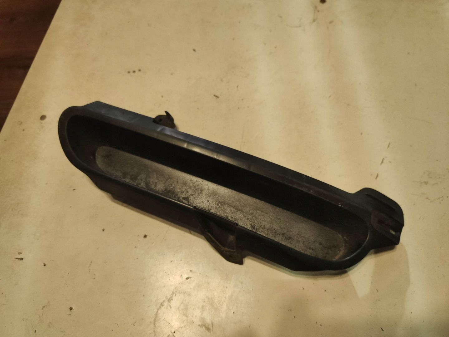 KRATKA ZDERZAKA ZAŚLEPKA LEWA LEWY PRZÓD MAZDA 3 BL 09-11 BCD2-50102