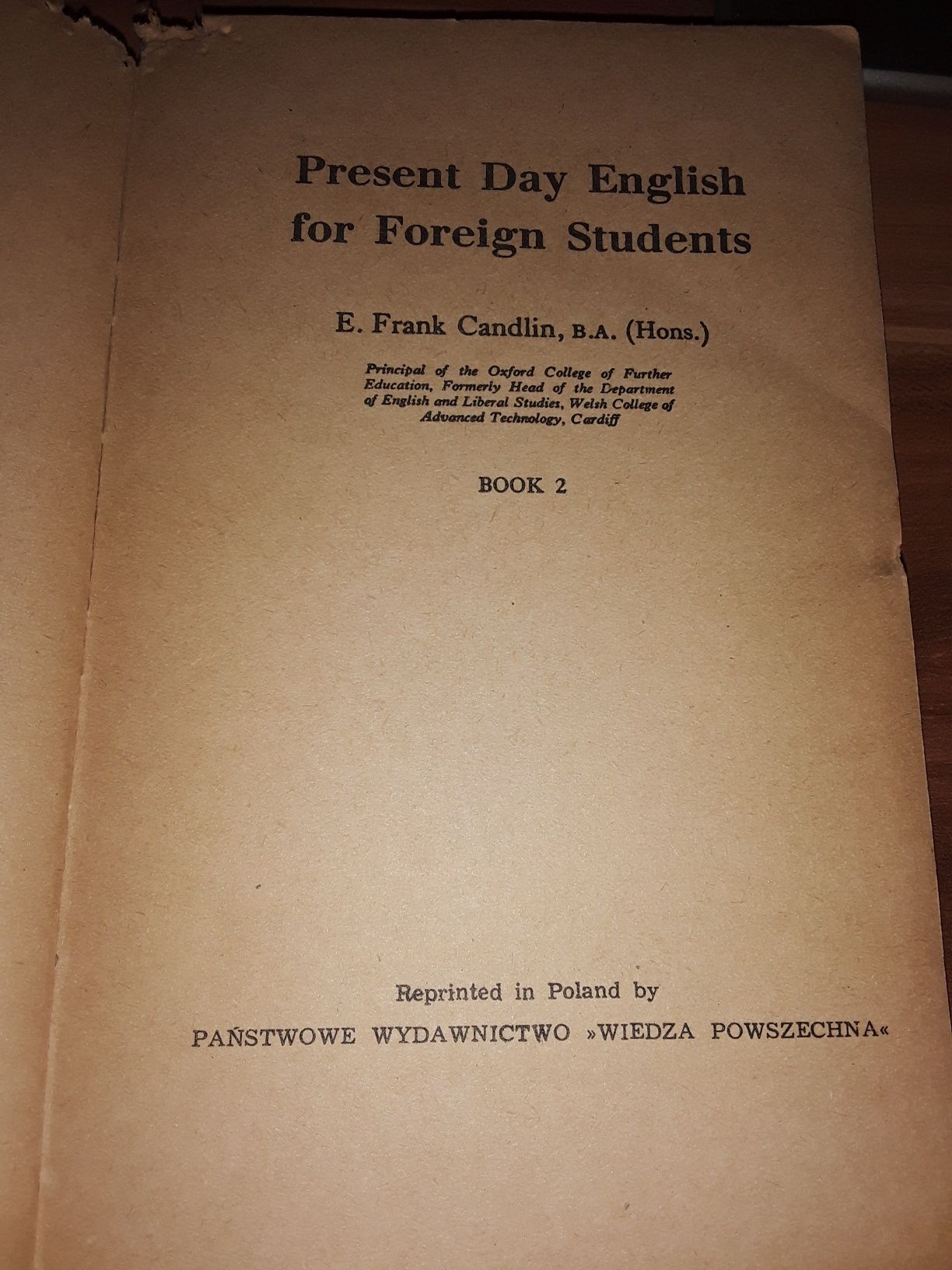Prezent Day English for foreign students Tom 2
