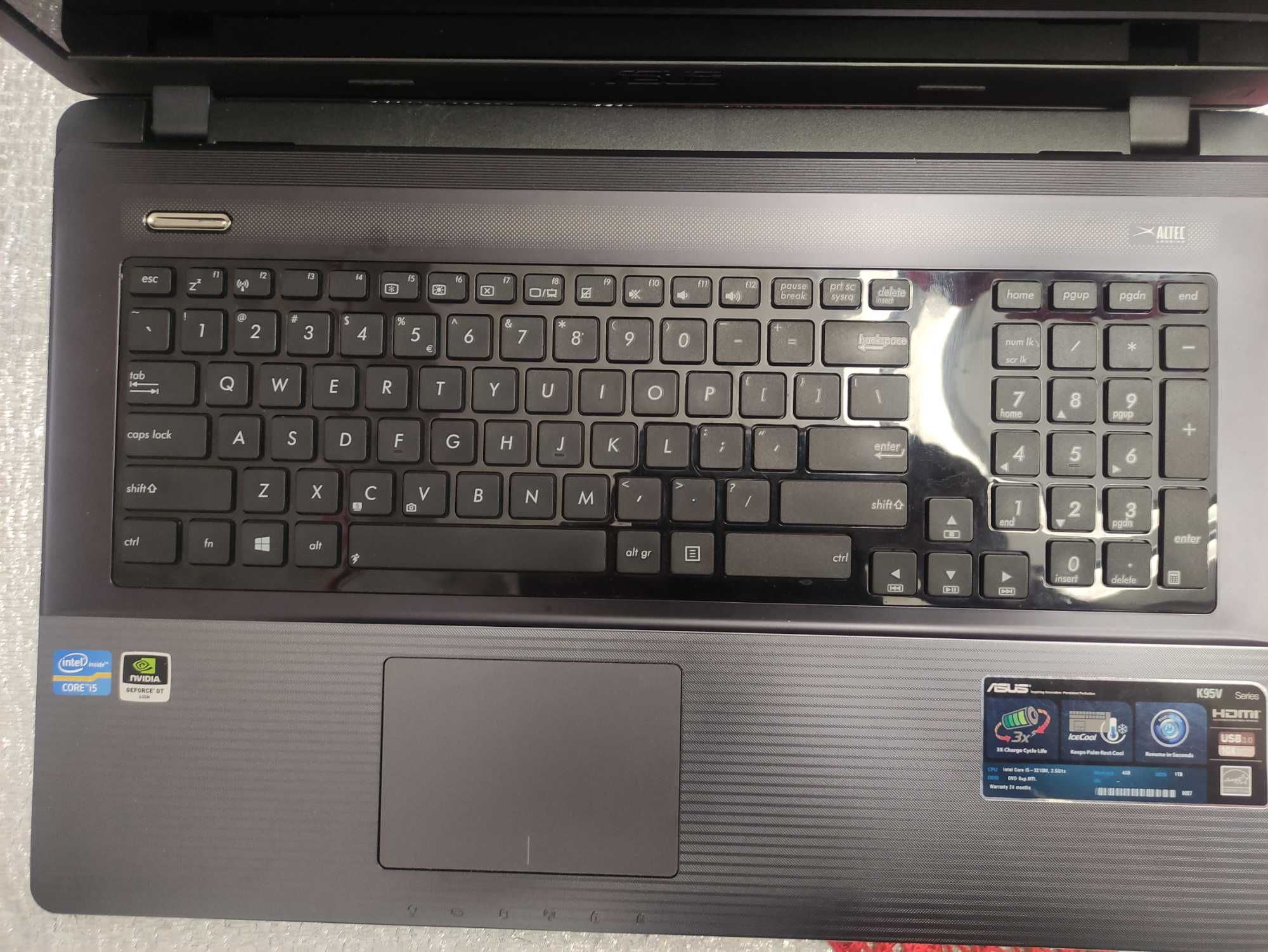 ASUS K95V i5-3210M 16GB