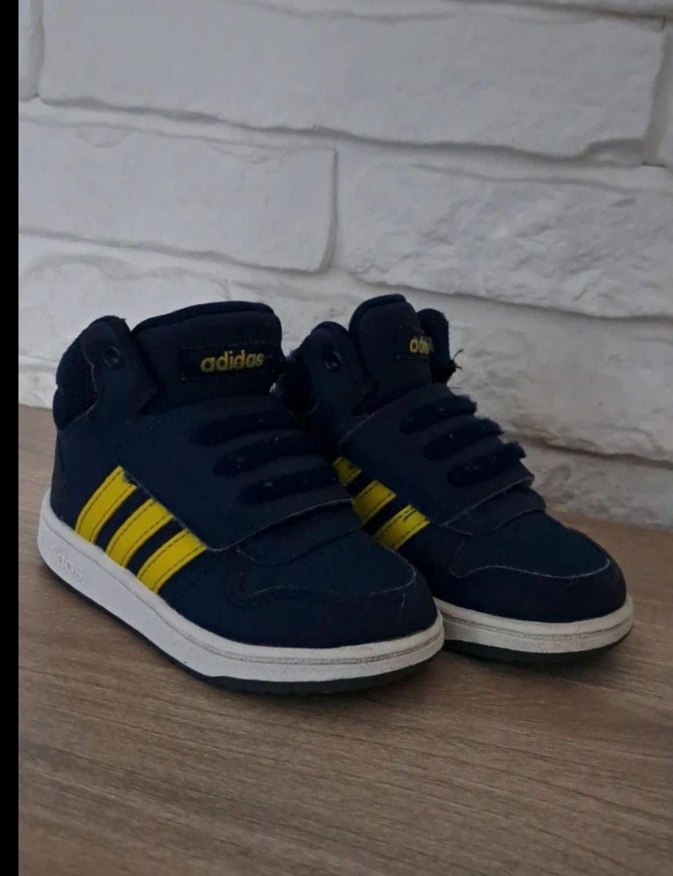 Buty chlopiece za kostkę Adidas 21