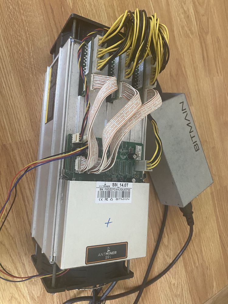 Antminer S9i 14Th.