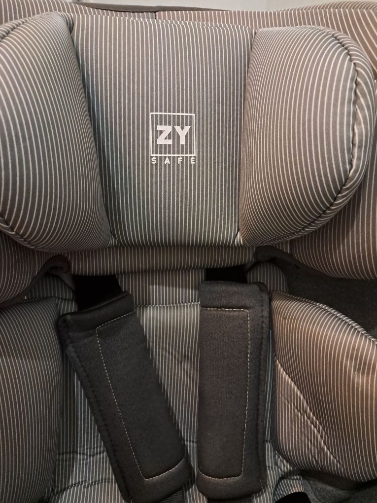 Cadeira auto com rotação 360° com isofix dos 0 aos 12 anos
