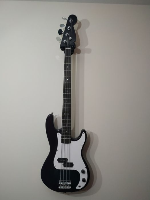 Gitara basowa lutnicza