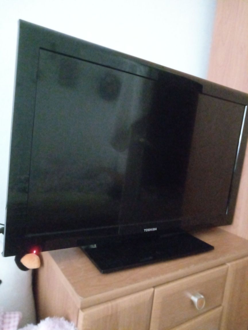 Telewizor LED Toshiba "32