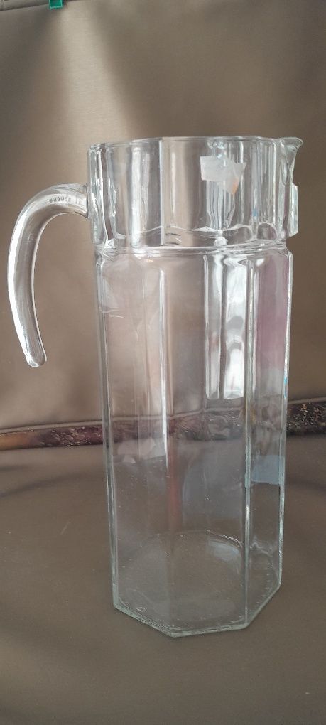 Dzbanek szklany 1 ,8 l na napoje