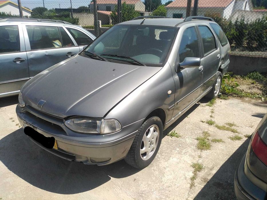 Para Peças Fiat Palio 1.2 de 2000 com 73 CV a Gasolina e boa mecânica