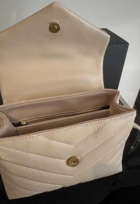 Mala Saint Laurent