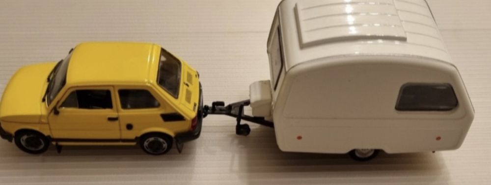 Kultowe Auta PRL Fiat 126p FL z Niewiadów N126 1:43