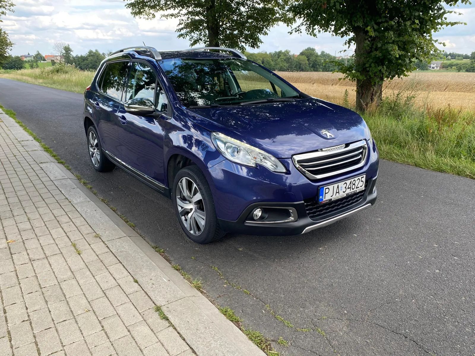 Peugeot 2008 Sprzedam Peugeot 2008 1.6 Vti