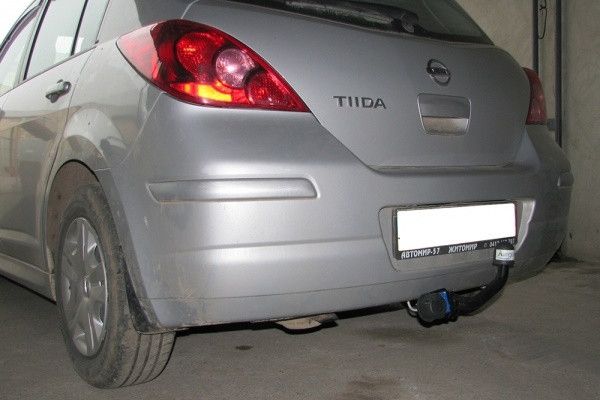 Фаркоп Nissan Note \ Tiida \ Micra. Прицепное Нисан Нот \ Тида \ Микра