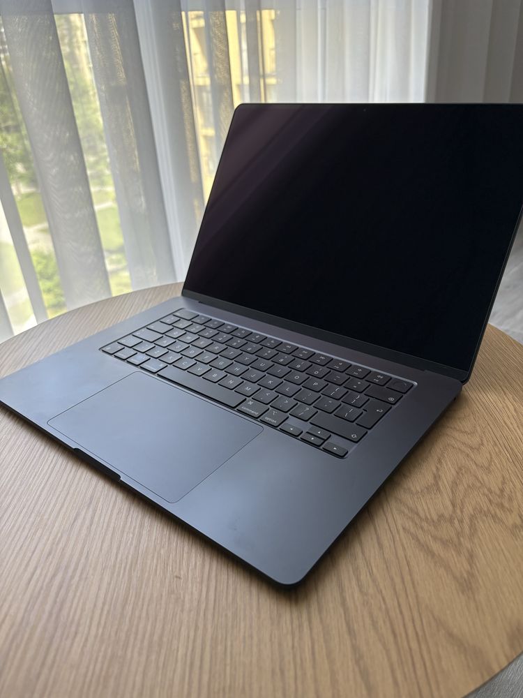 [від власника] MacBook Air M2 15.3”, 8/256, Midnight