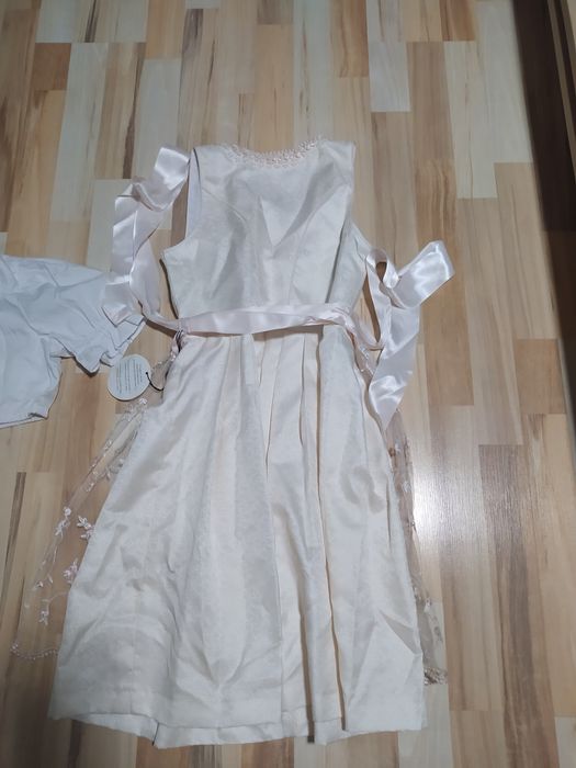 Suknia sukienka bawarska przebranie dirndl rozmiar 146 Kruger Nowa