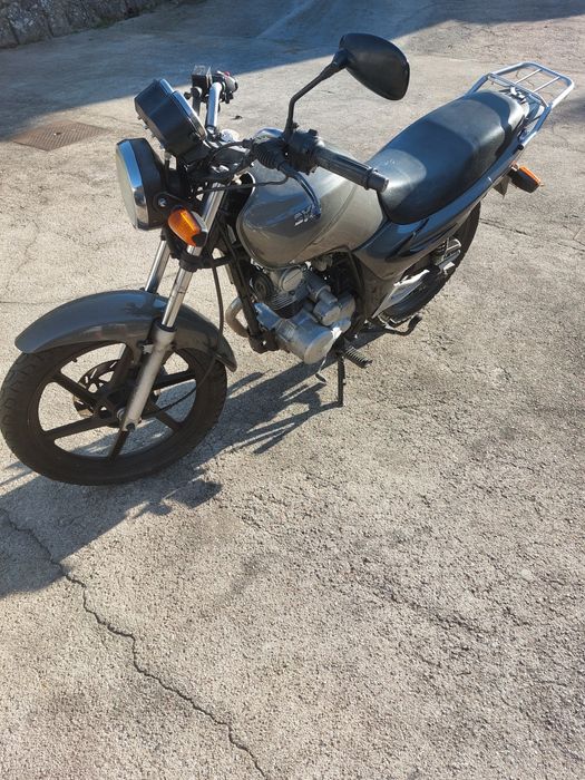 Vendo mota 125c SYM