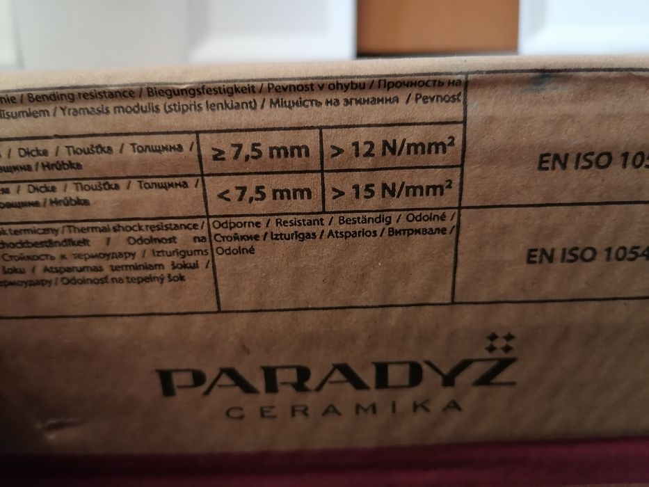 Plytki scienne szare paradyz