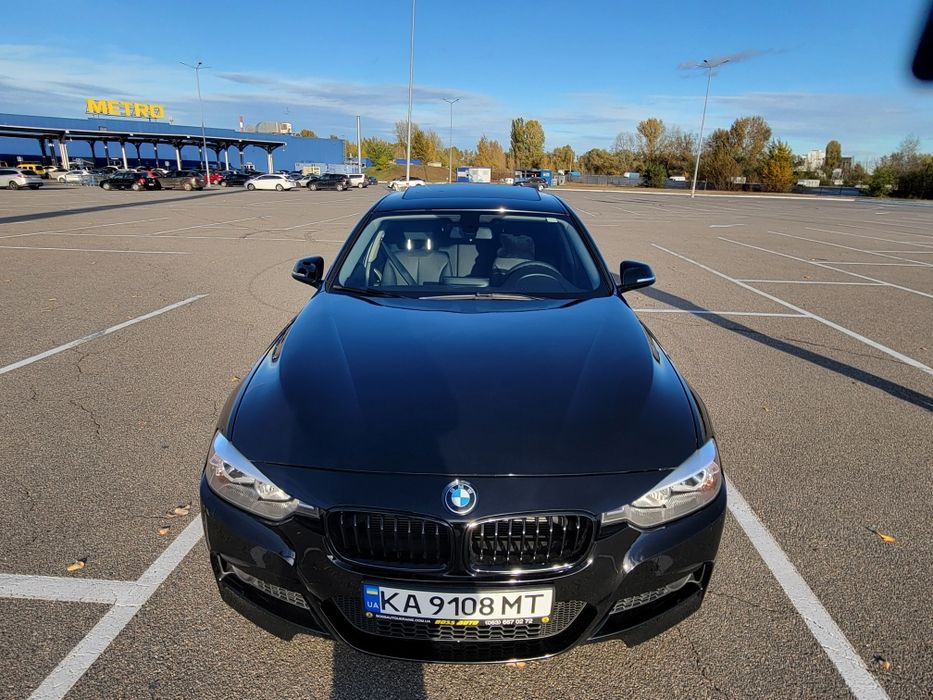 Продаю BMW F30 /2016