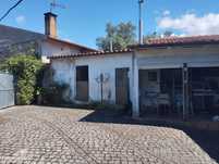 Moradia T4 para venda