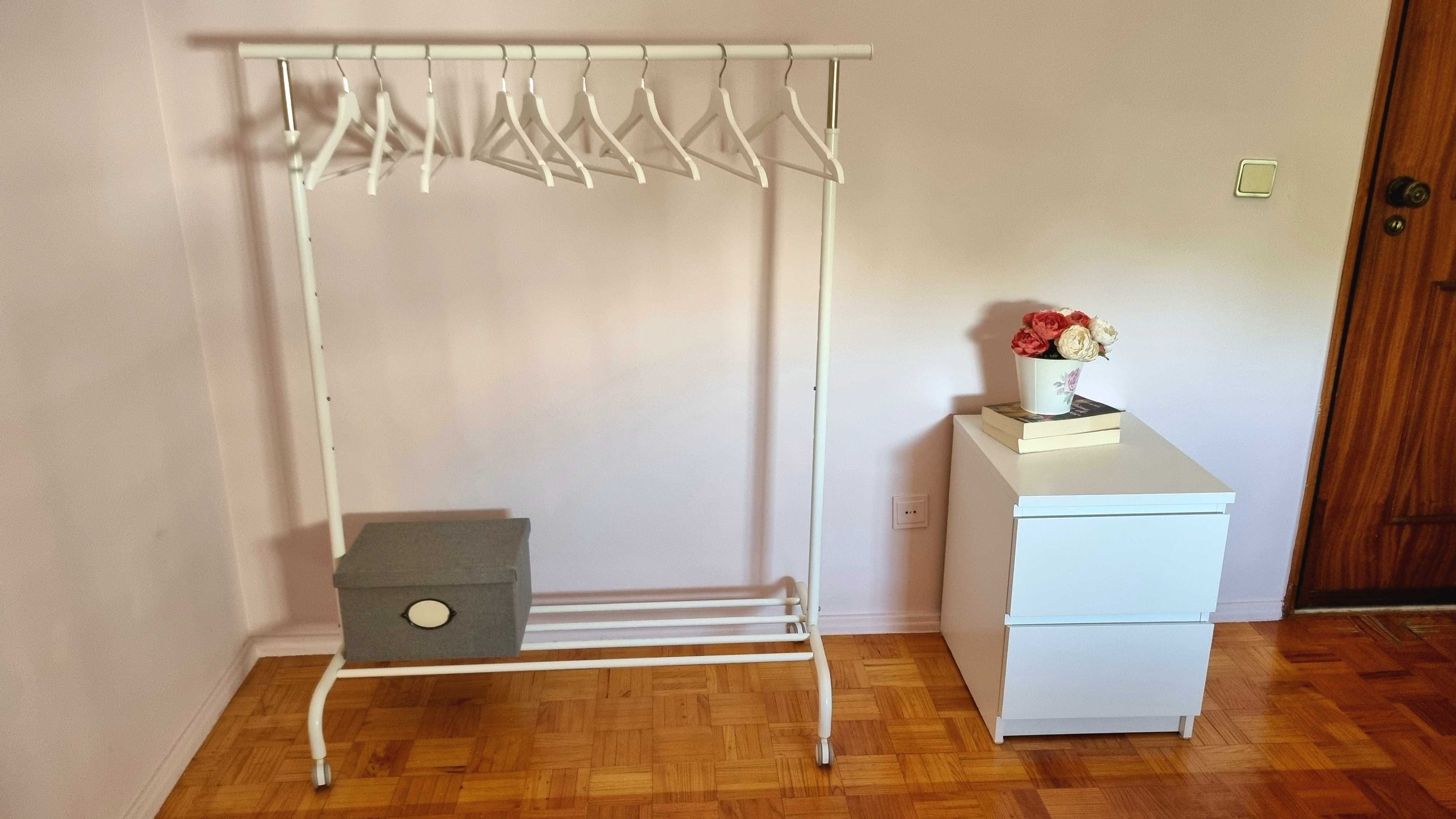 Quarto para Alugar a Estudante
