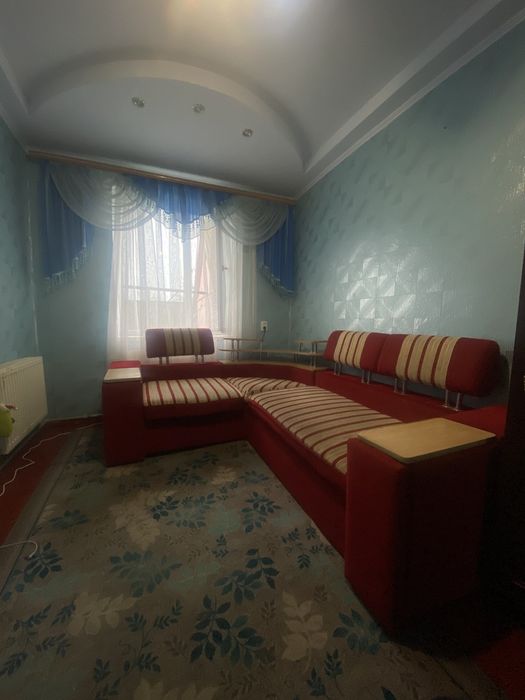 Кутовий Диванчик