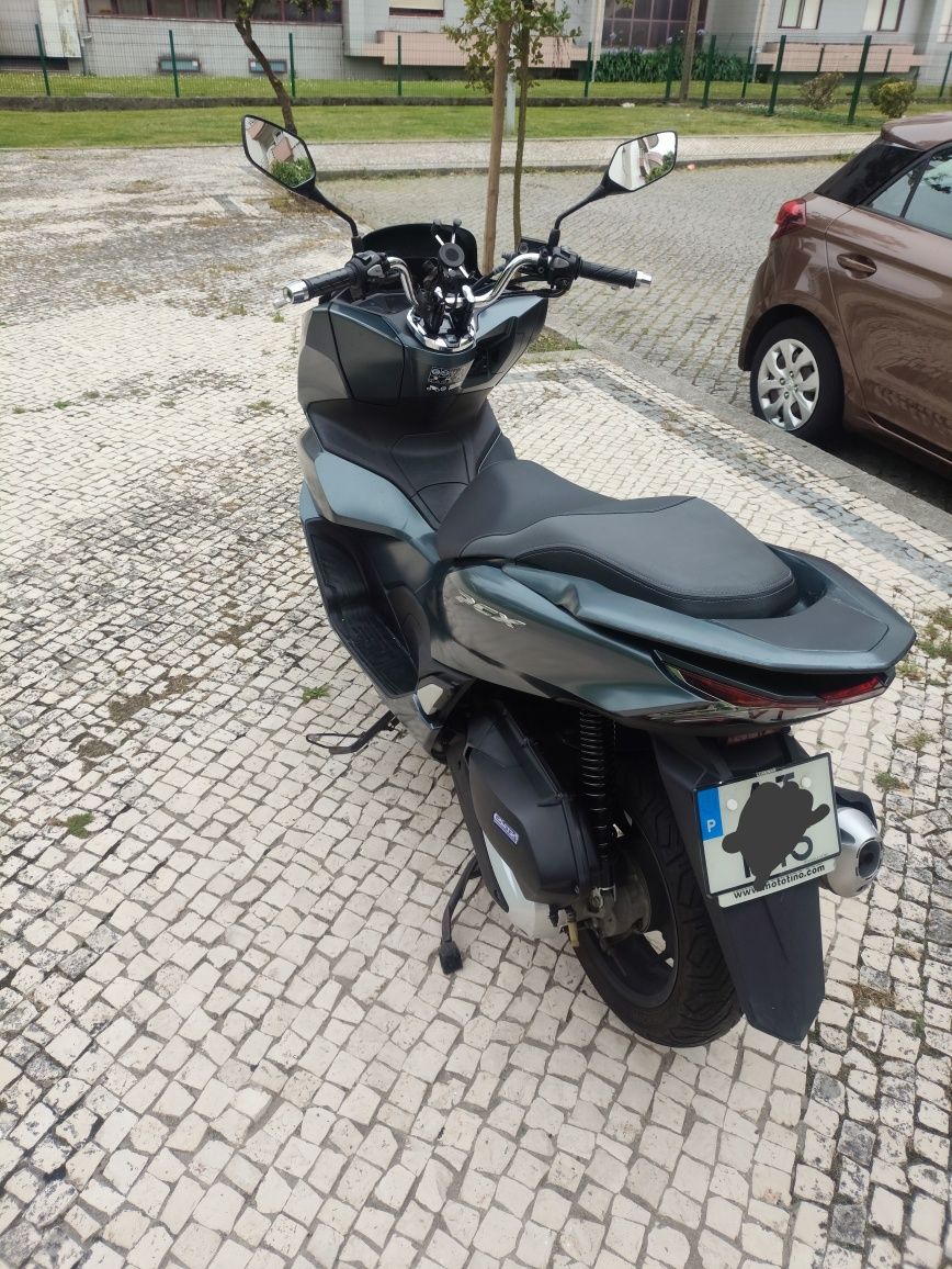 Vendo PCX 2022 ainda com garantia