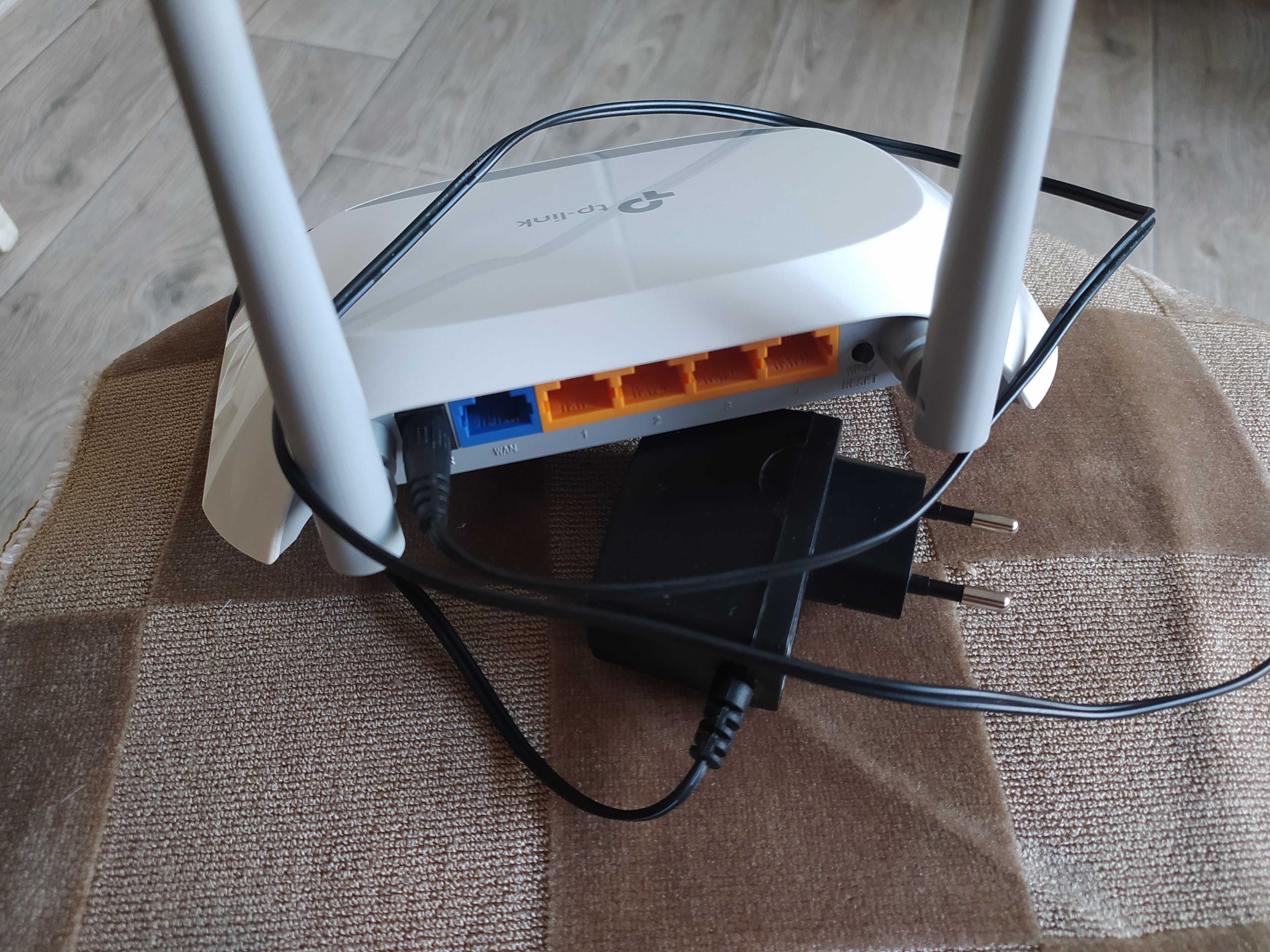 Wi-Fi роутер TP-Link WR840N  скорость 300мб/сек