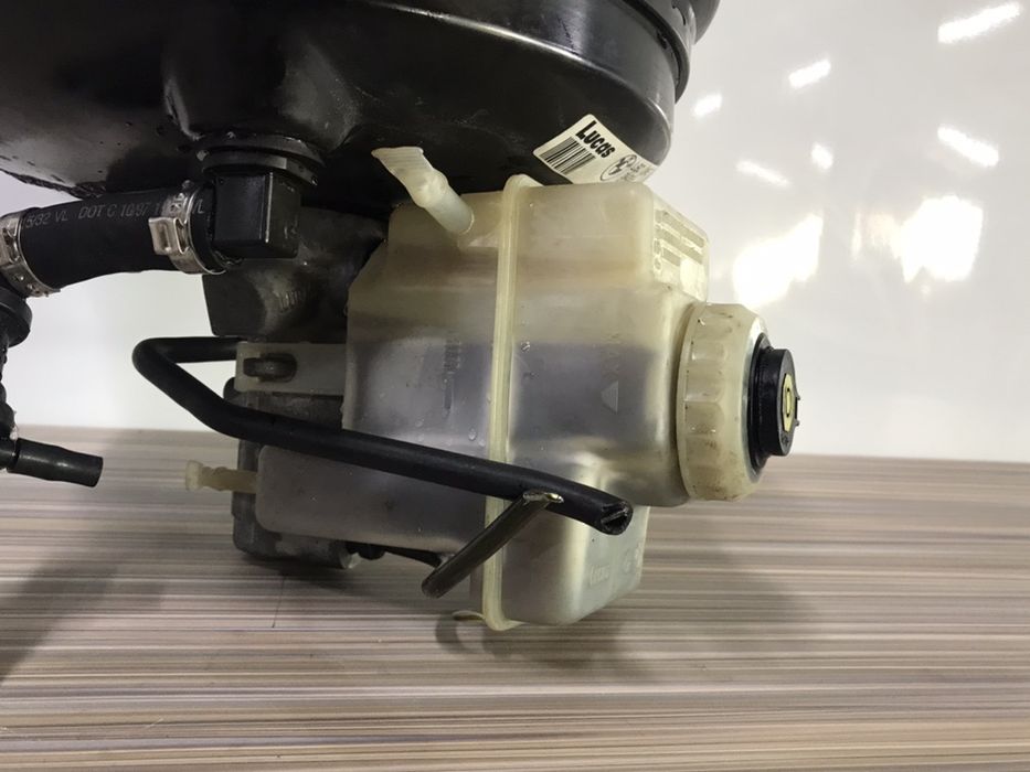 Вакуум Тормозов Е39 Рестайл Вакуумний Усилитель Тормозний Цилиндр е39