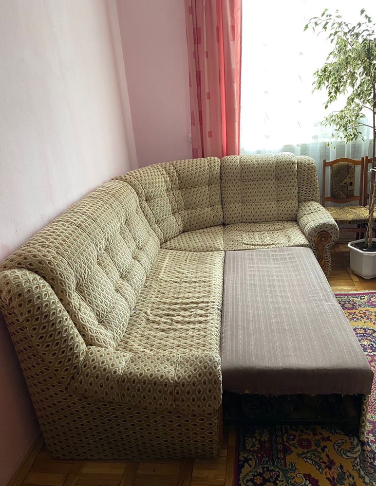 Кутовий диван (розкладний)та крісло(розкладне)