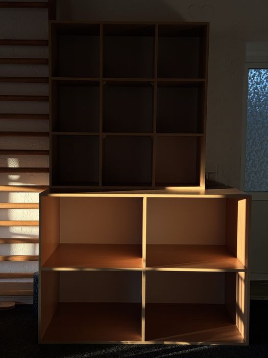 Стелаж деревʼяний/полиця/шафа у чудовому стані для залу, дому чи офісу