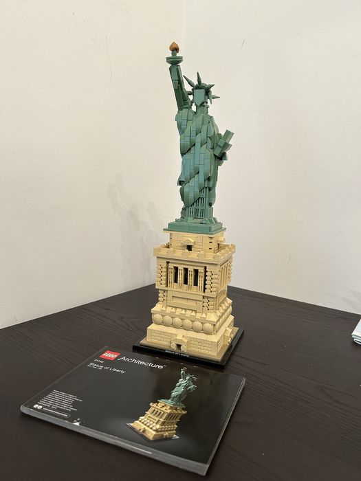 Lego Arquitetura 21042 - Estátua da Liberdade