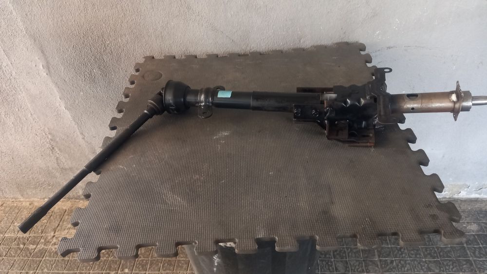 Nissan vanette 2.3D  ultimas peças