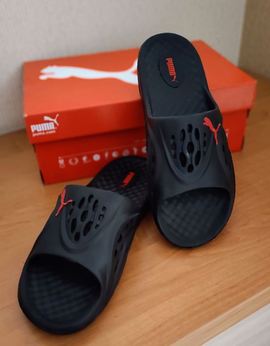 На стандарт и узкую стопу Шлепанцы шлепки мужские черные