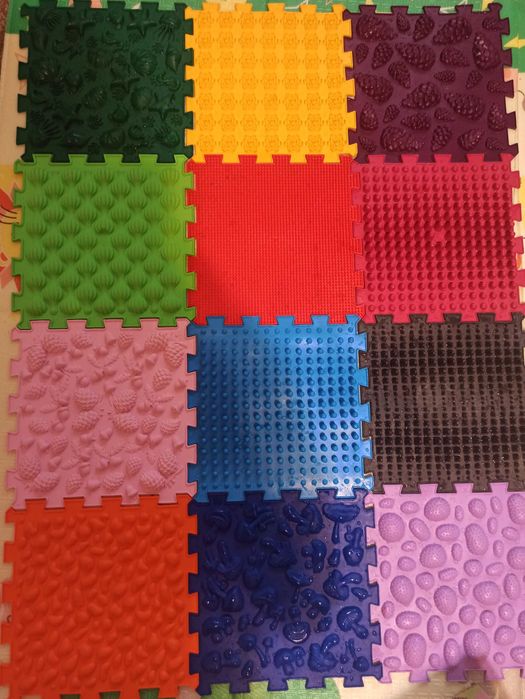 Ортопедичний килимок "Ortek" 12 пазлів