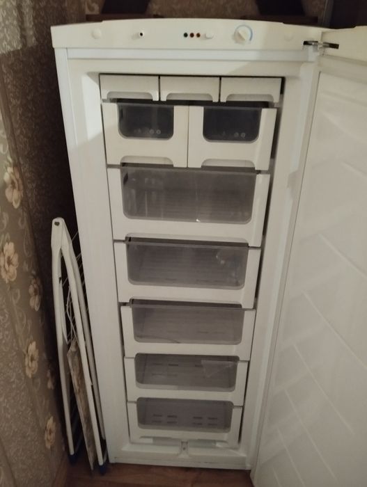 Морозильная камера Liberton