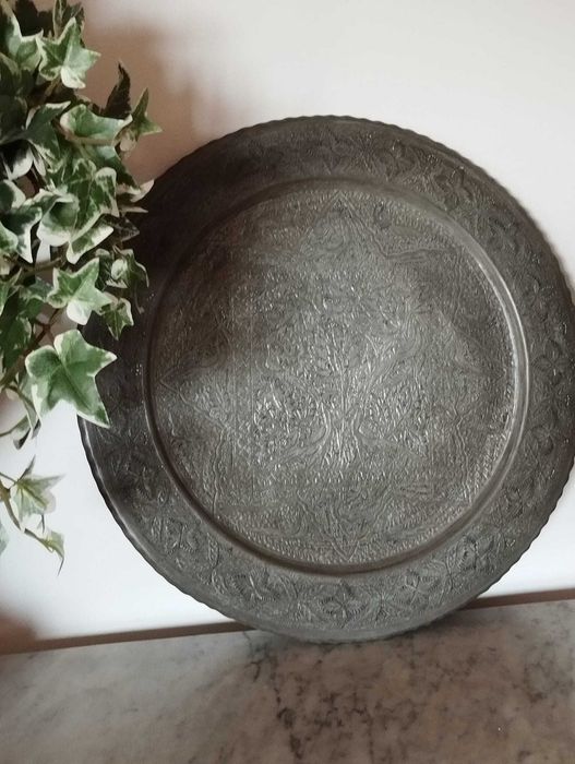Prato / Bandeja em Metal Antigo