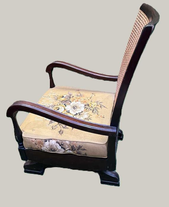 Poltrona oscilante, Cadeira de baloiço, antiga impecável