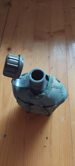 Manierka wojskowa turystyczna bidon bukłak