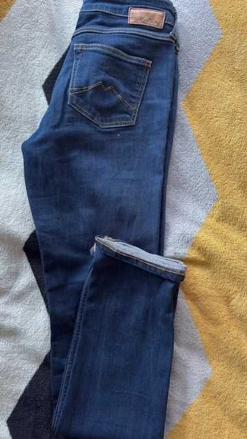 Jeansy Mustang - Jasmin, slim fit, r. 27/34