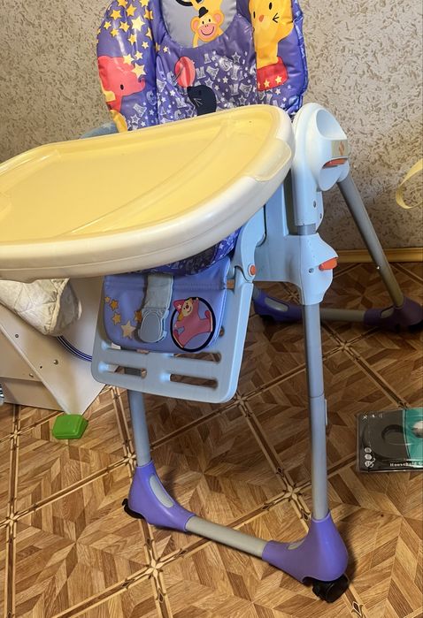 Дитячий стілець для годуванняя Chicco Polly