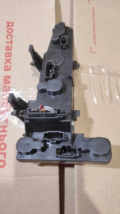 Контактна група права на Volkswagen golf 4 універсал