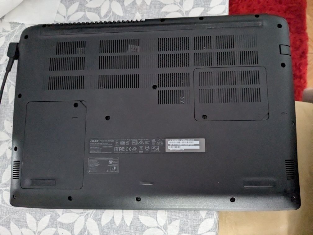 Portátil acer A715-72G-75XG
