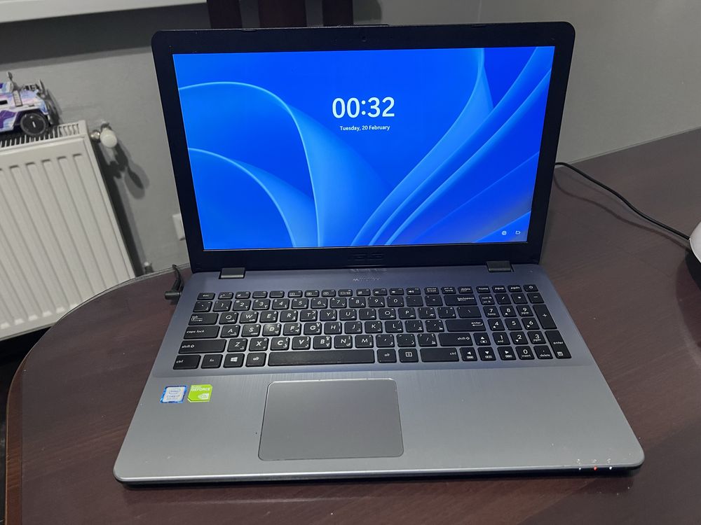 Asus k542U Core i7