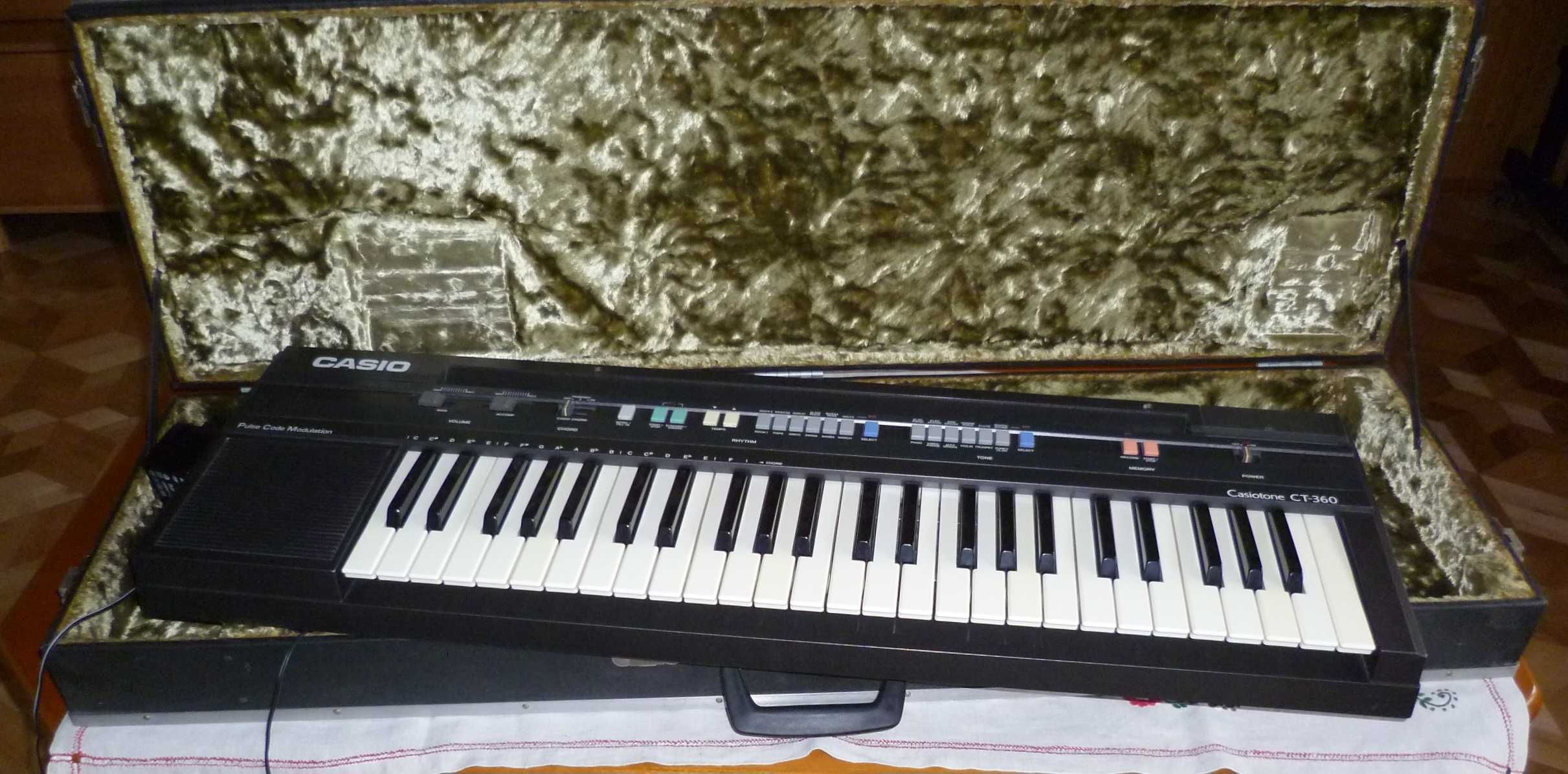 Keyboard marki Casio. Pianino. Organy