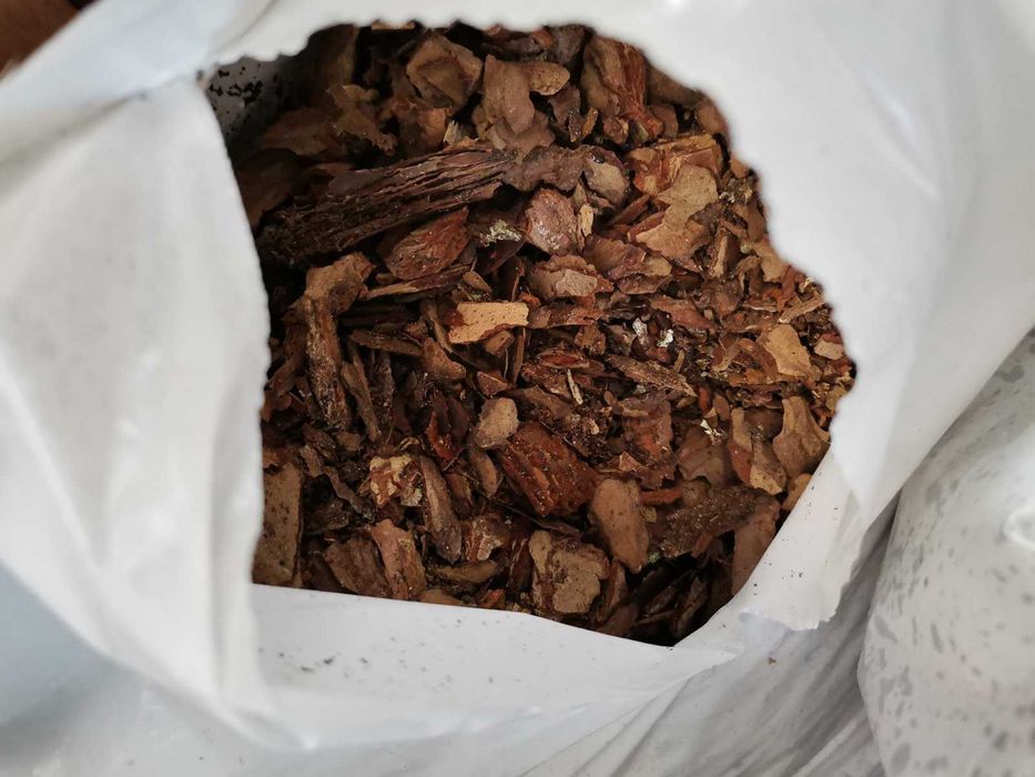 Продаю кору для декор . Біогумус.Торф різний.Послід курячий сухий