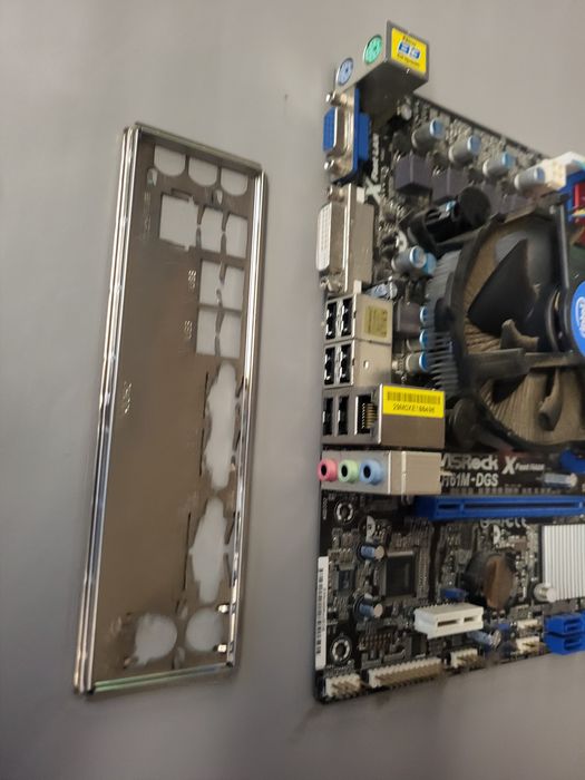 Asrock H61M DGS +і5 З550+ 4GB RAM + radiator