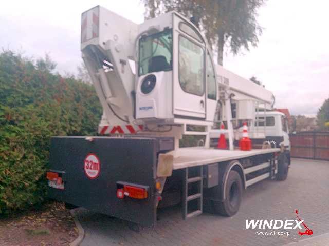 Podnośnik koszowy - Wumag WT 320