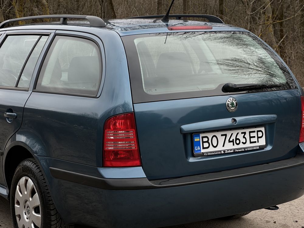 Skoda octavia tour 1.6 MPI свіжопригнанна