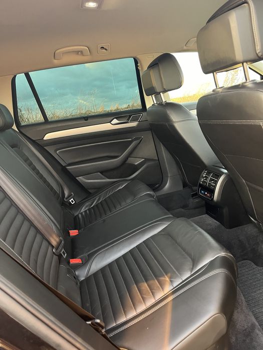 Volkswagen passat b8 2.0TDI 190km /DSG/skóra/HAK