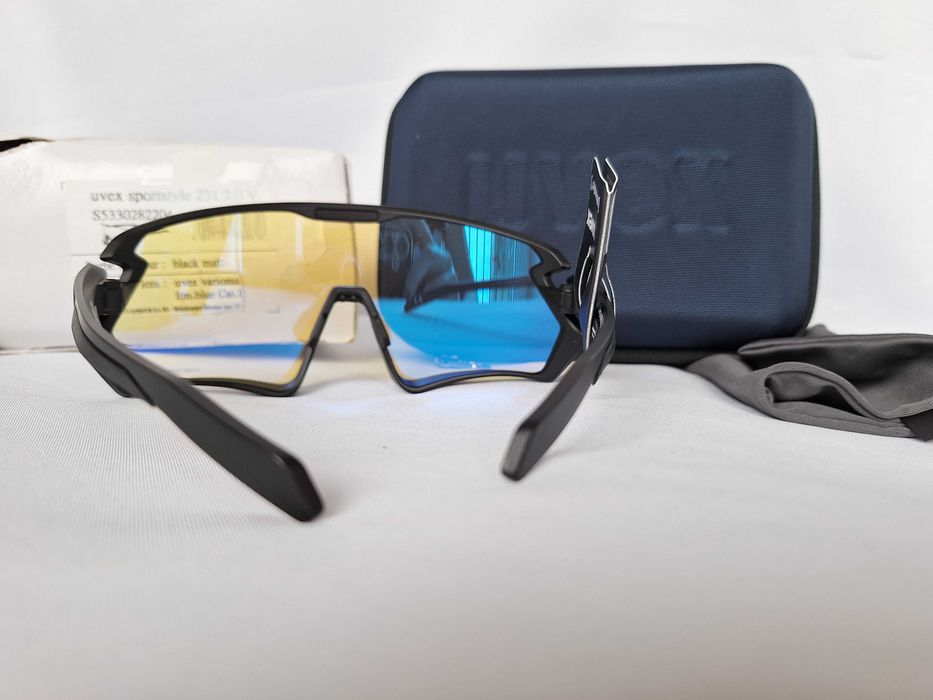 Okulary Sportowe Uvex Sportstyle 231 2.0 V Variomatic Black Mat S1-3