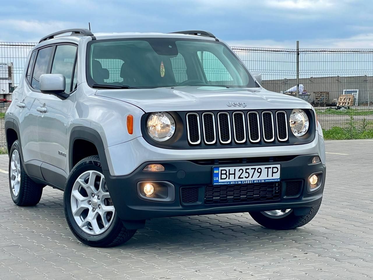 Продам Jeep renegade