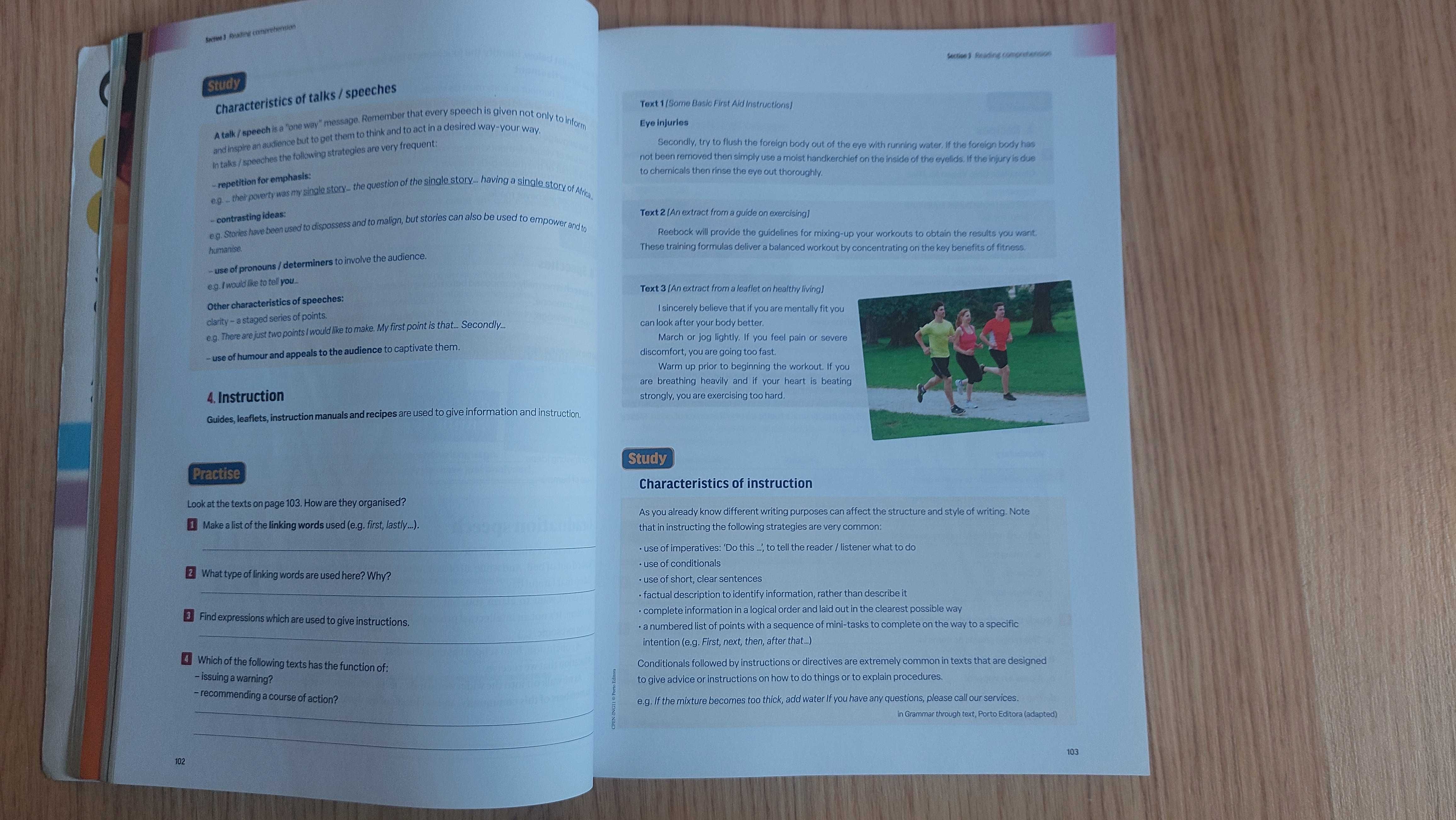 Livro Preparação para o Exame Final Nacional de Inglês 11°ano